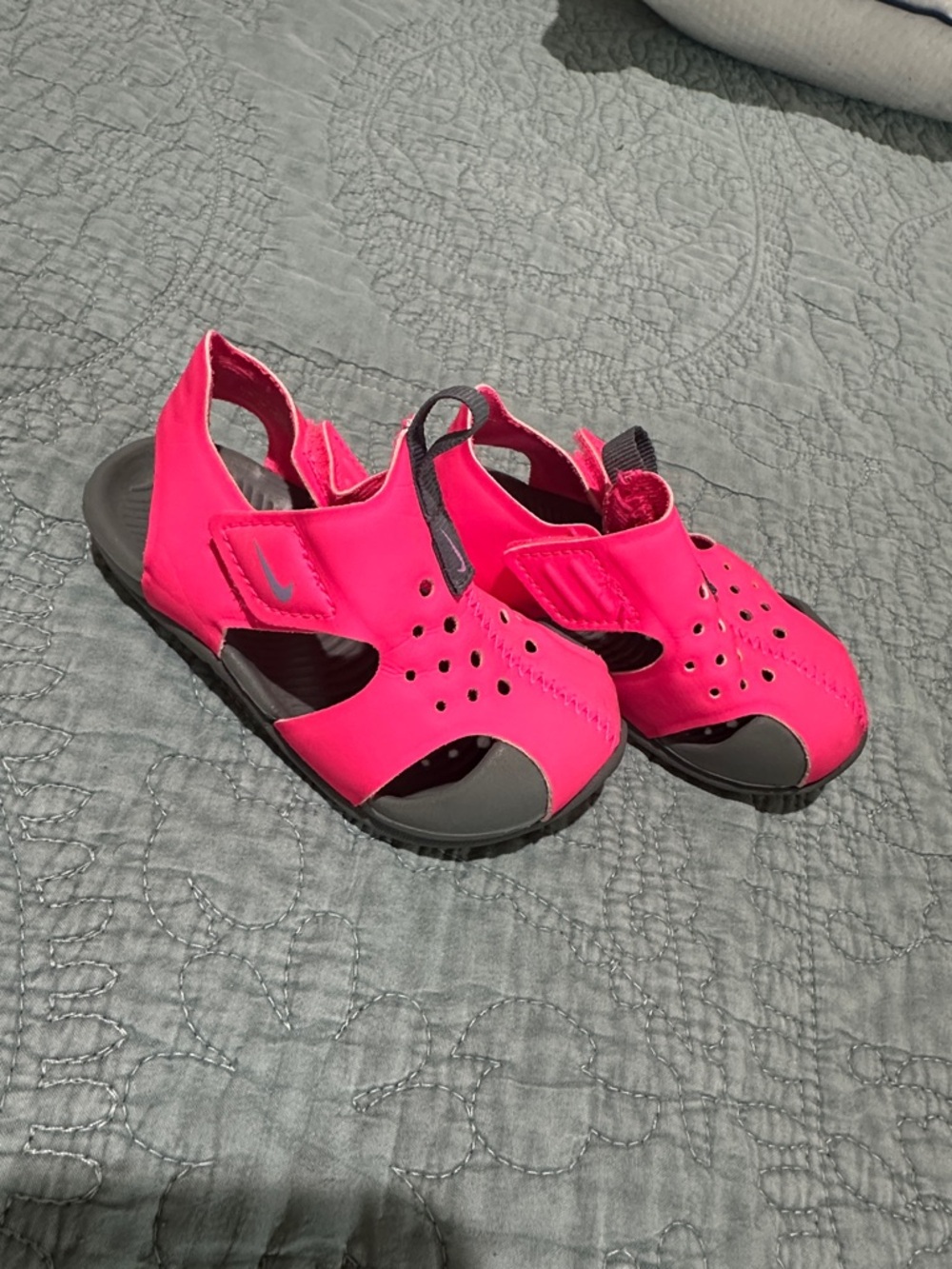 Nike Bright Pink Kids Water Sandals with Gray Accents